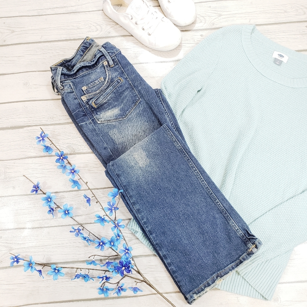 Limited edition AE jeans size 6R